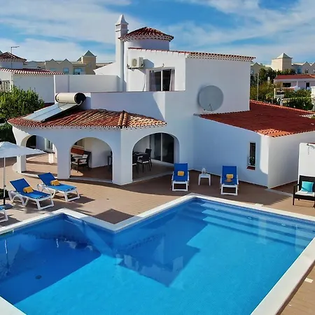 Francella- Relaxing Holidays In An Ideal Location Villa