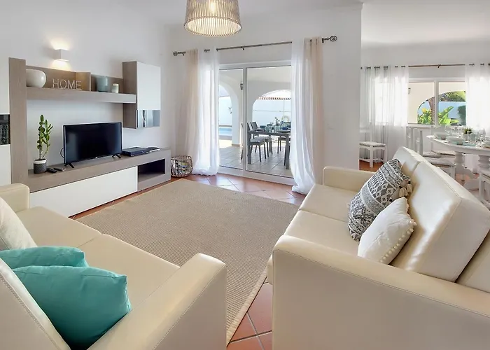 Francella- Relaxing Holidays In An Ideal Location By Dreamvillasalbufeira Villa Albufeira