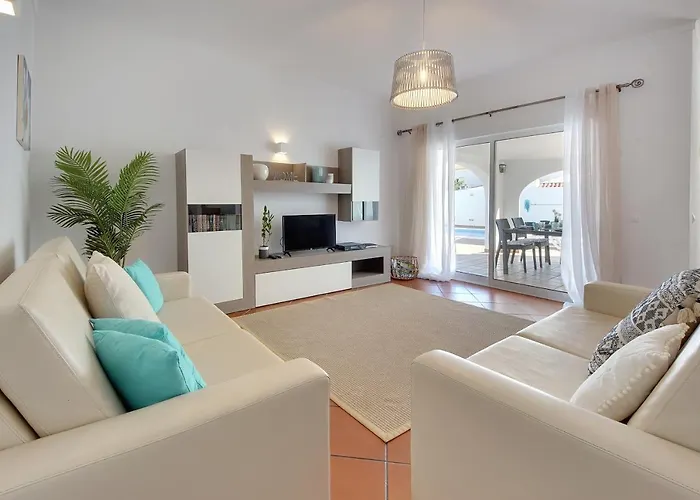 Villa Francella- Relaxing Holidays In An Ideal Location By Dreamvillasalbufeira *